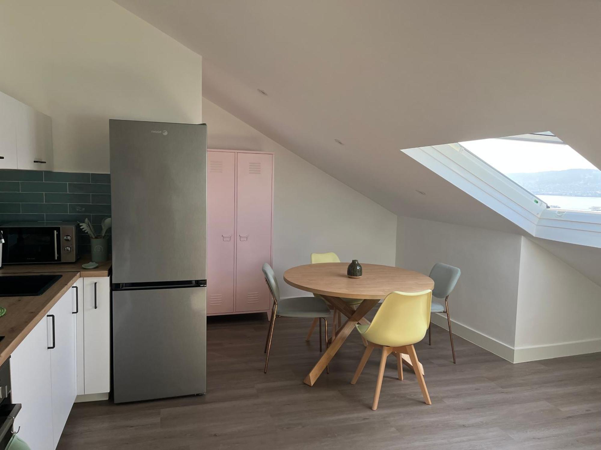 Atico Con Vistas En Raxo Apartment Luaran gambar